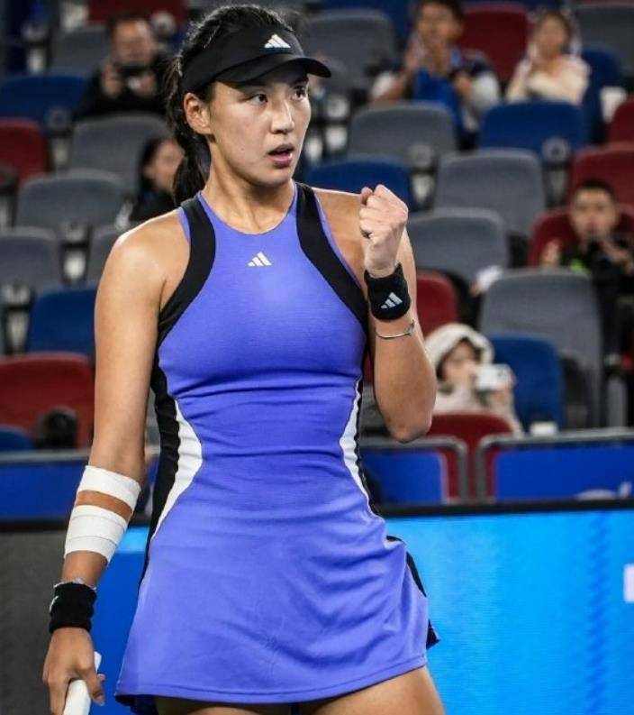 及足底筋膜 及足底筋膜