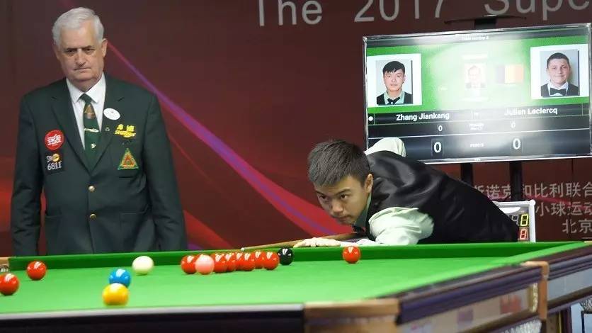 而小RJ的 而小RJ的